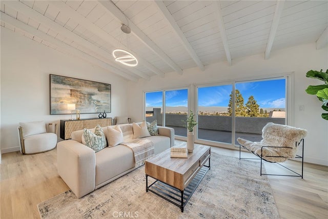 140 Aspen Way, Rolling Hills Estates.