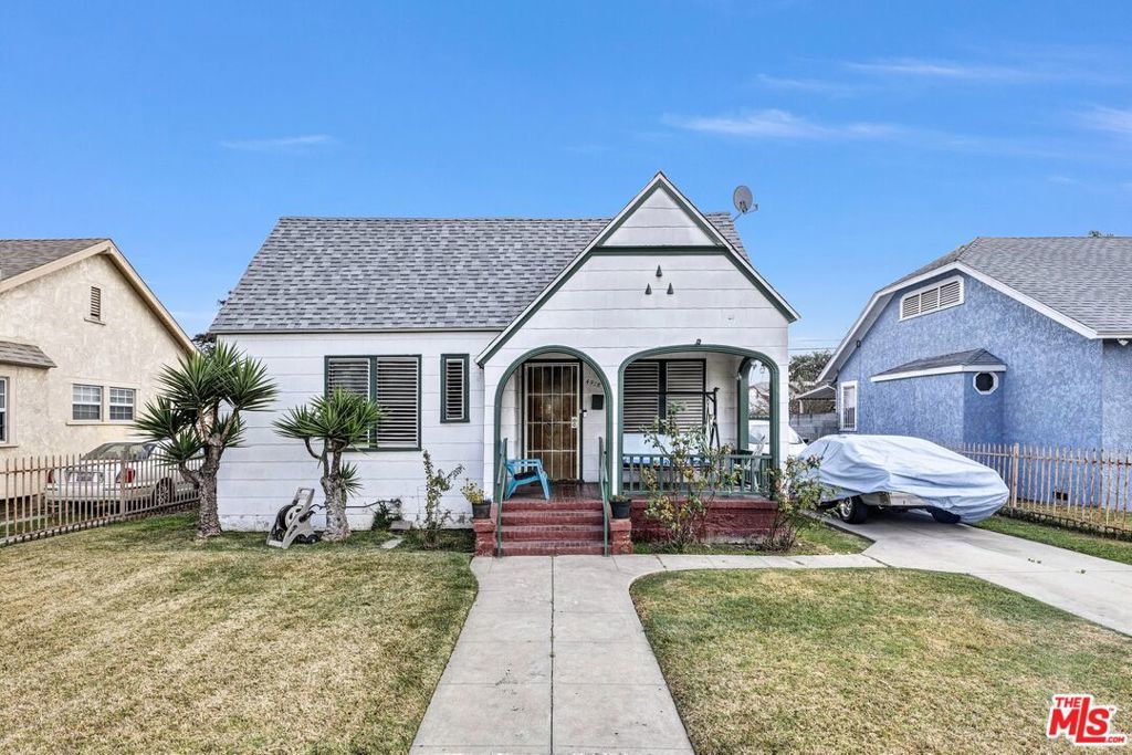 Photo of Listing #25493731