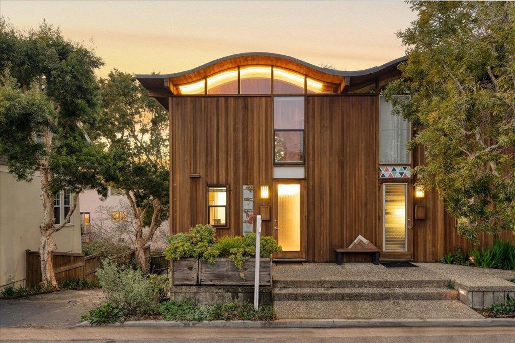 Photo of Listing #ML81992730