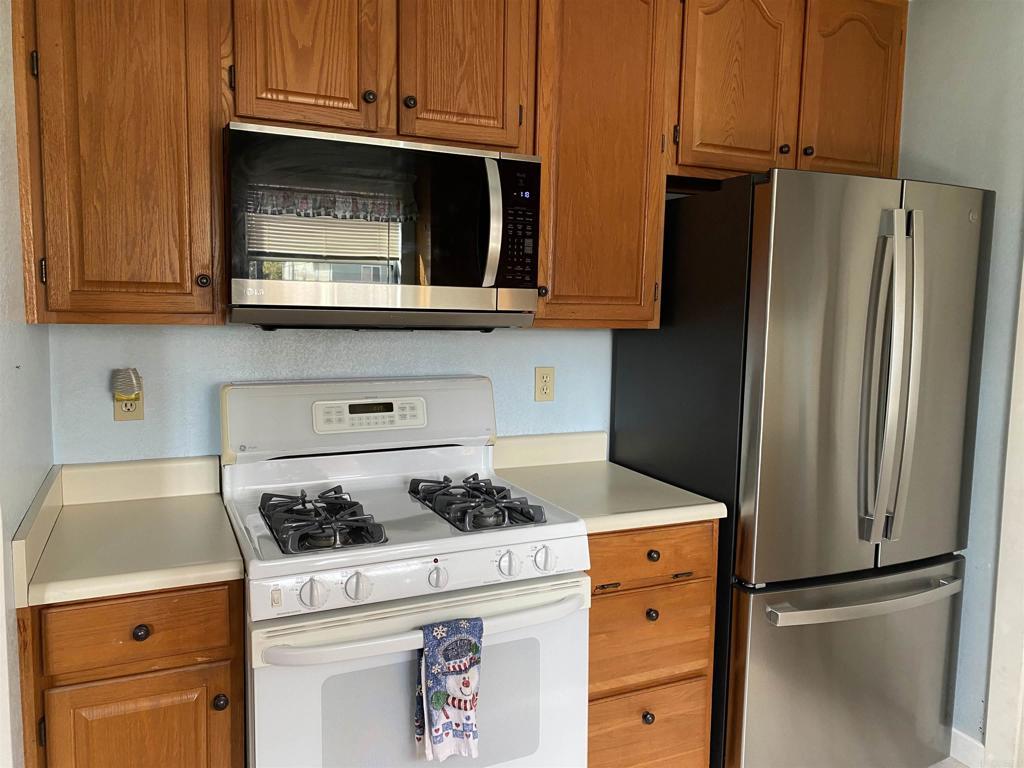 Photo of Listing #PTP2500879