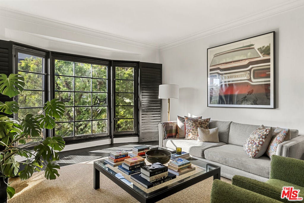 Photo of Listing #25494203