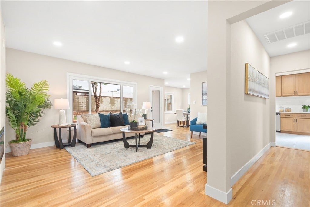 Photo of Listing #CV25025489