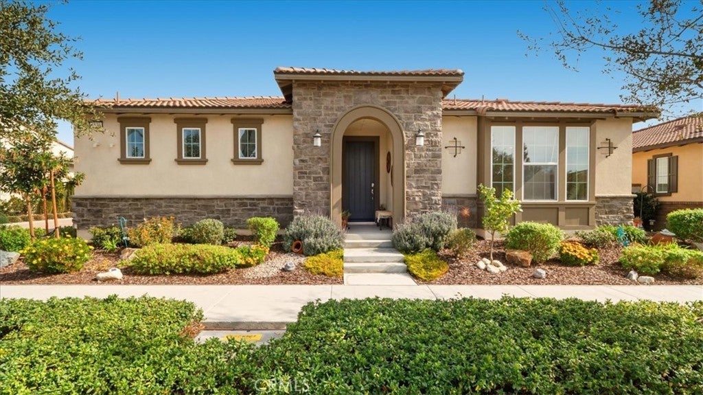 Photo of Listing #PW25025697