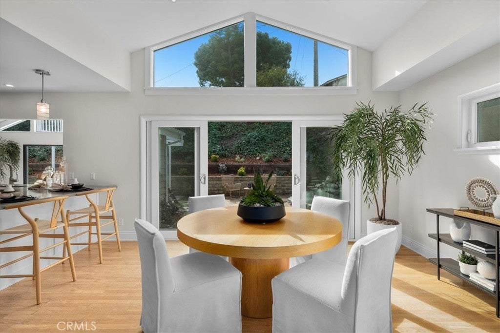 Photo of Listing #PV25024386