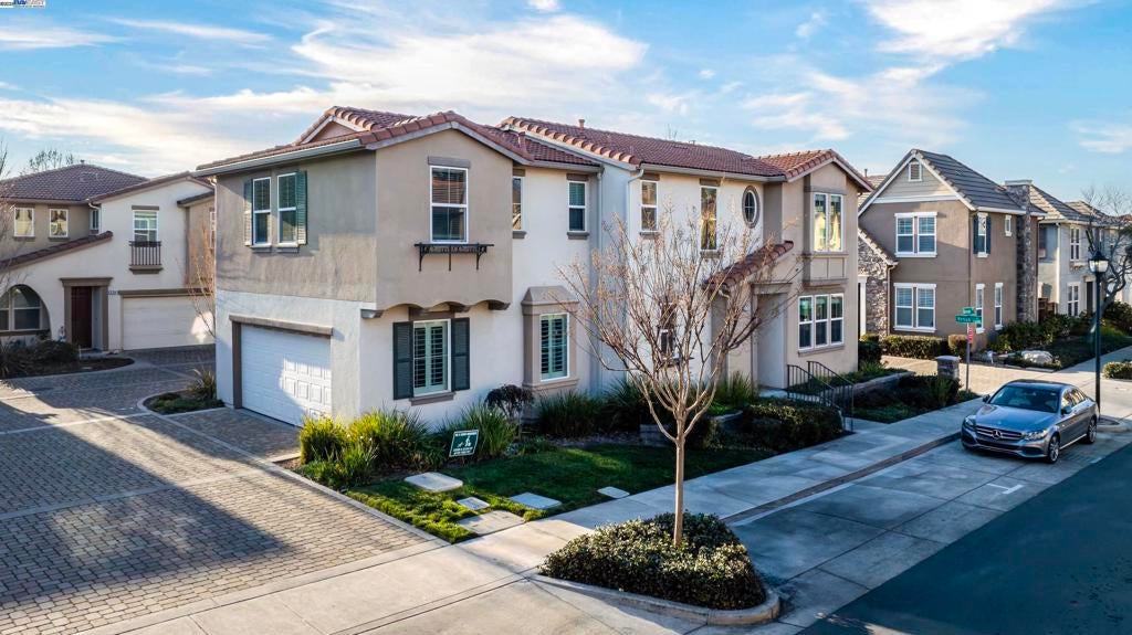 Photo of Listing #41084809