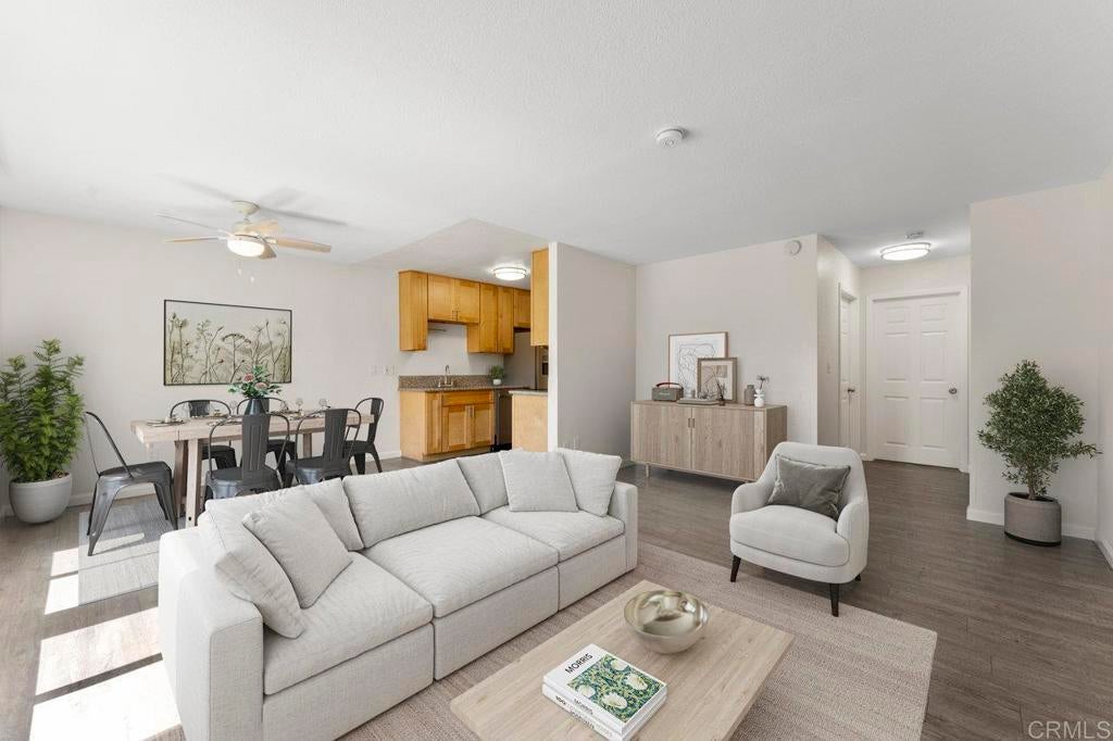 Photo of Listing #PTP2500924