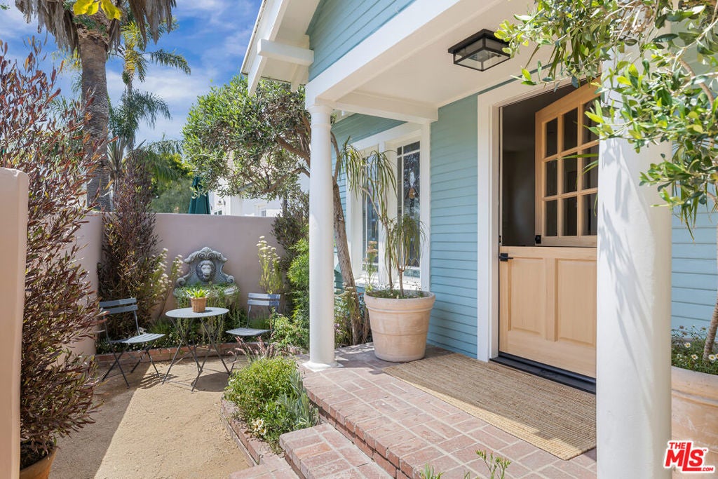 Photo of Listing #25494839