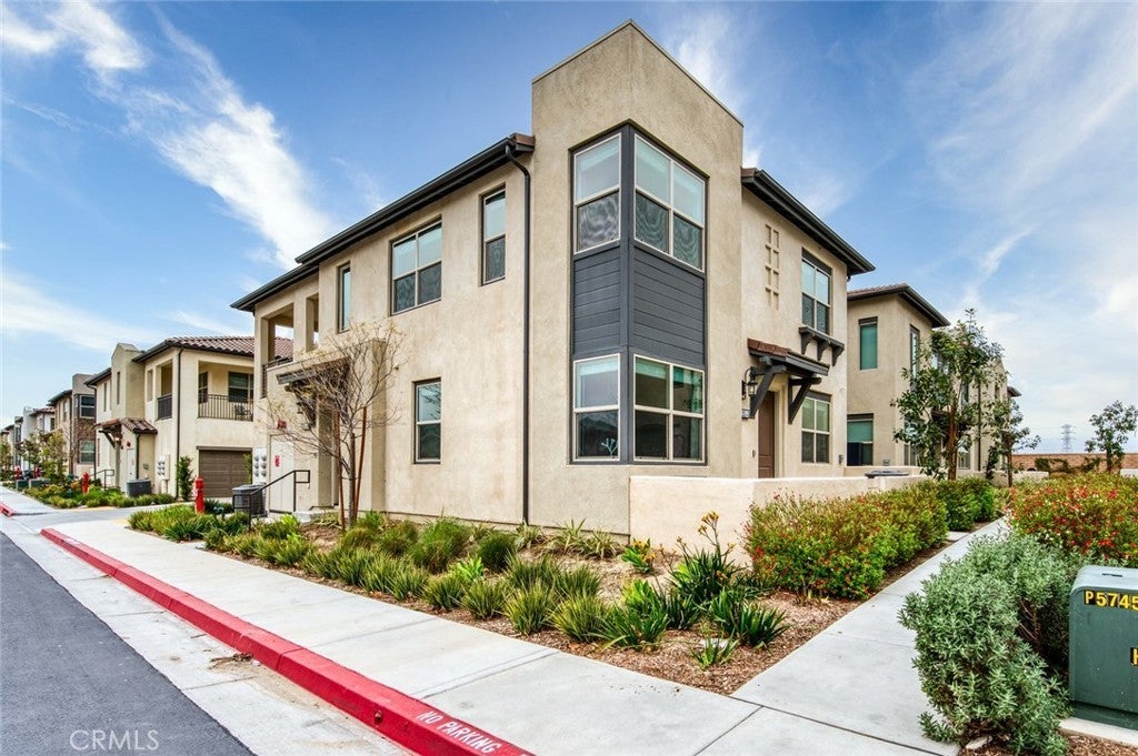 Photo of Listing #IG25027429