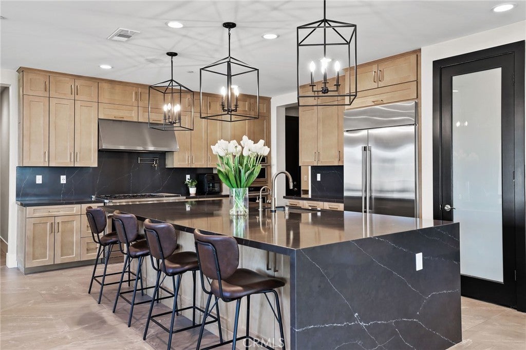 Photo of Listing #OC25024534