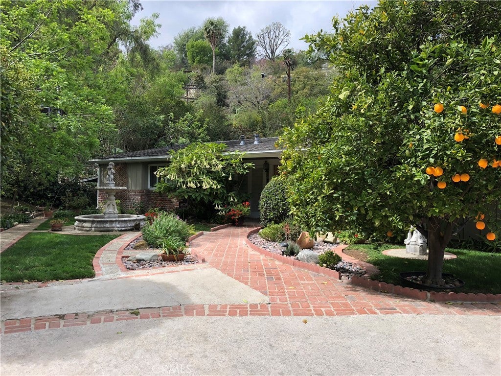 Photo of Listing #SR25017286