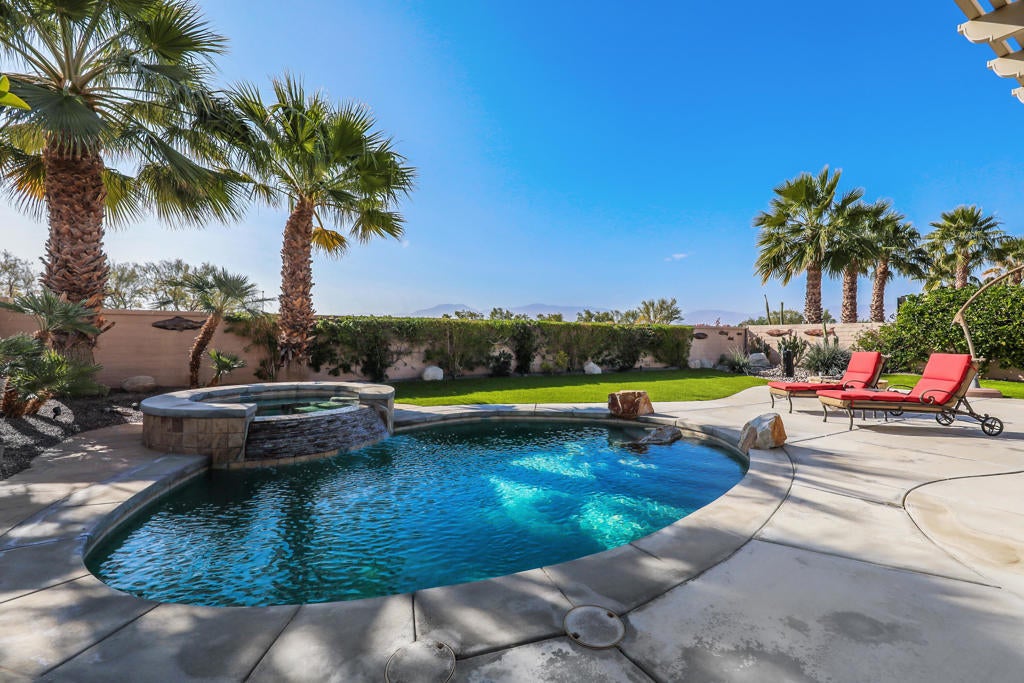 Photo of Listing #219124326DA