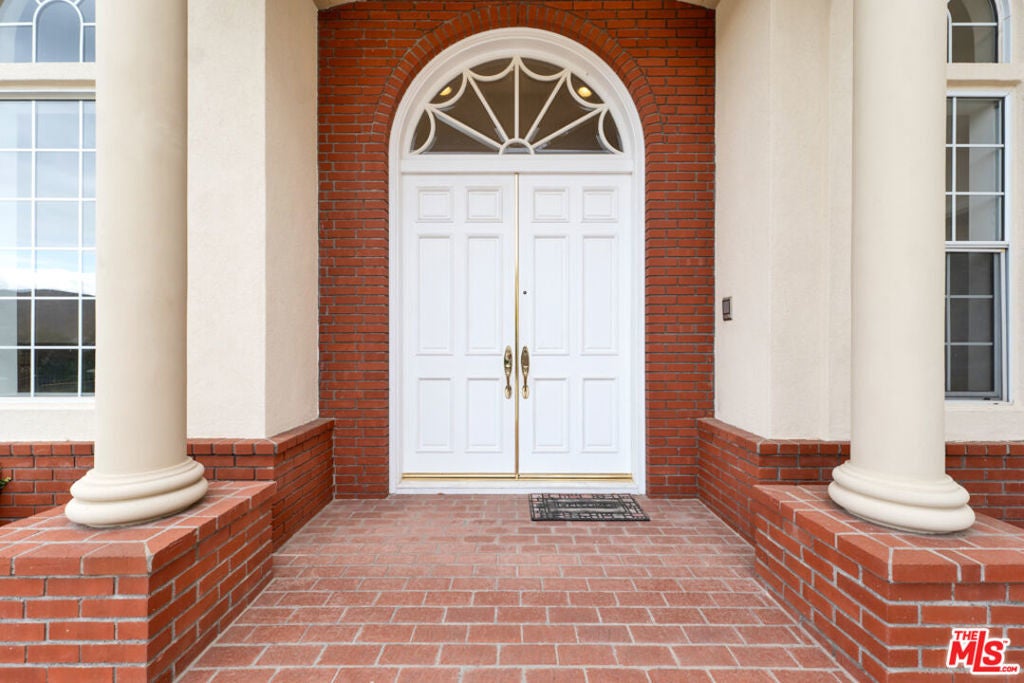 Photo of Listing #25495201