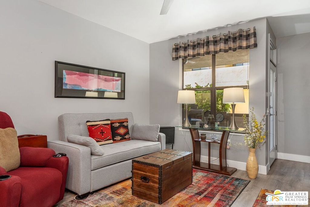 940 Palm Canyon Drive # 102, Palm Springs