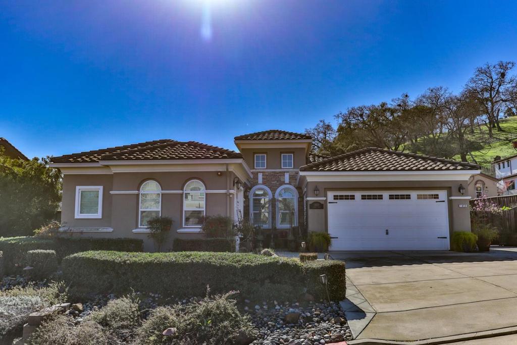 Photo of Listing #ML81992812