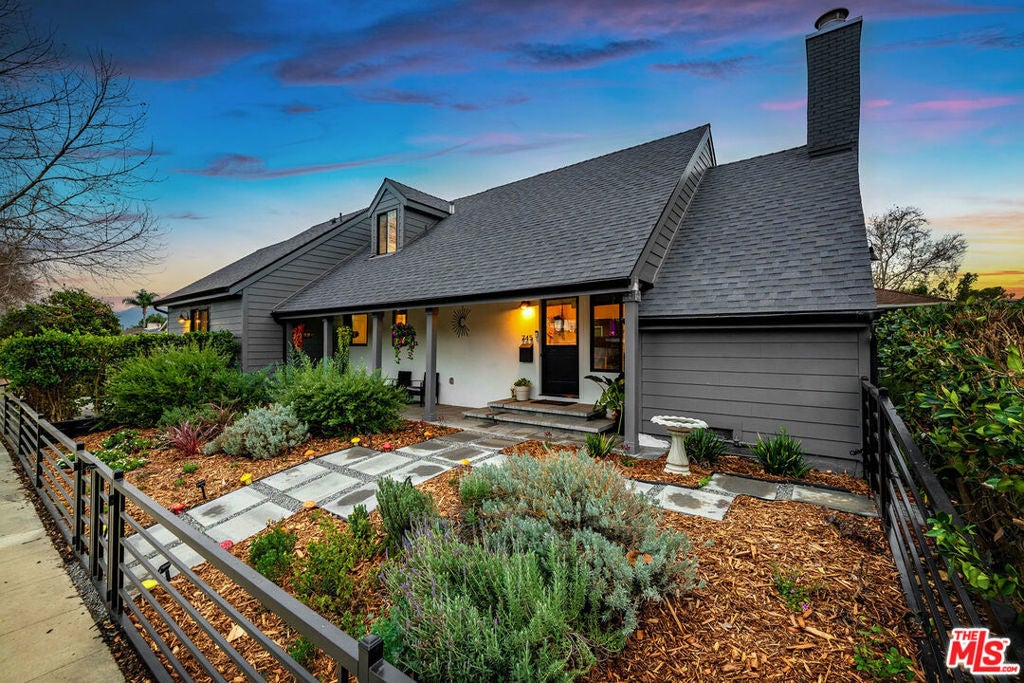 Photo of Listing #25495875