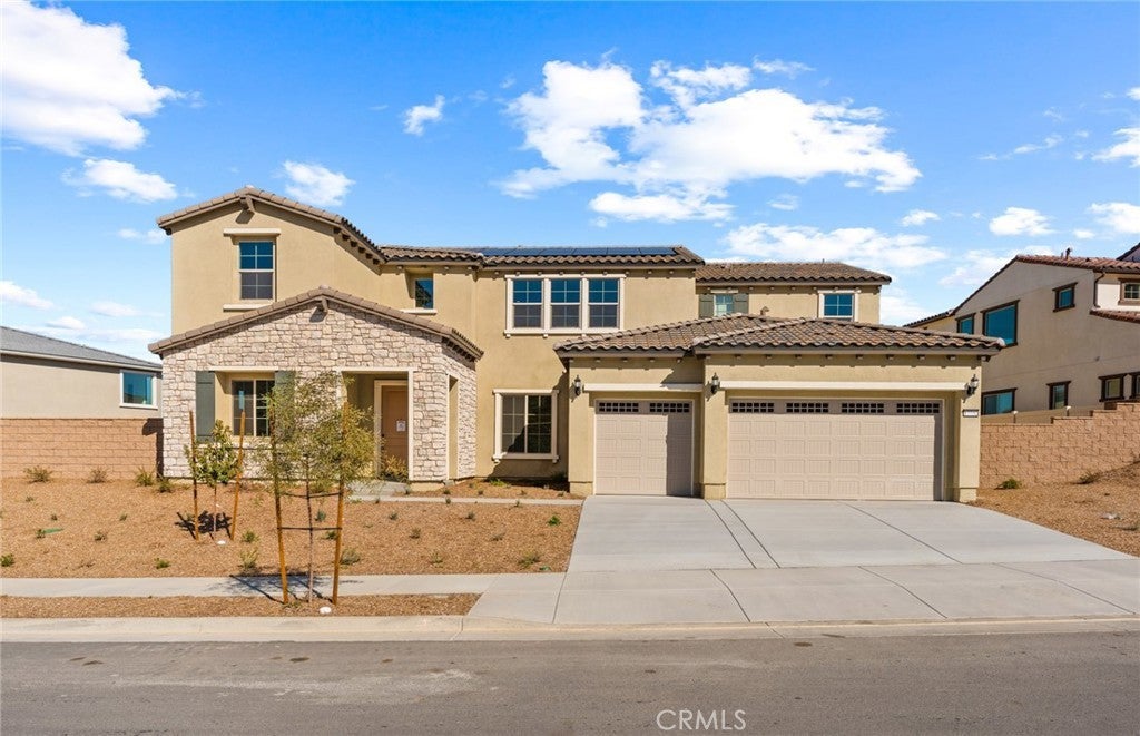 Photo of Listing #IV25028876