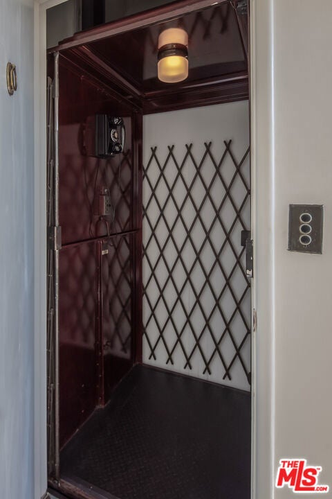 Photo of Listing #25494927