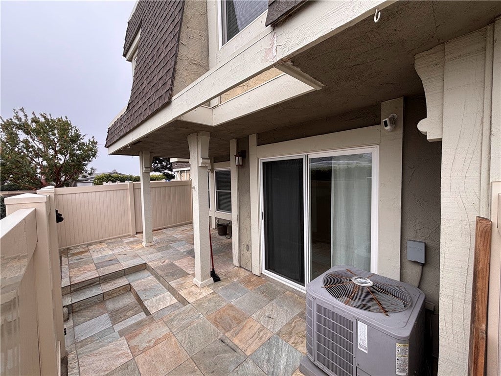 Photo of Listing #OC25029163