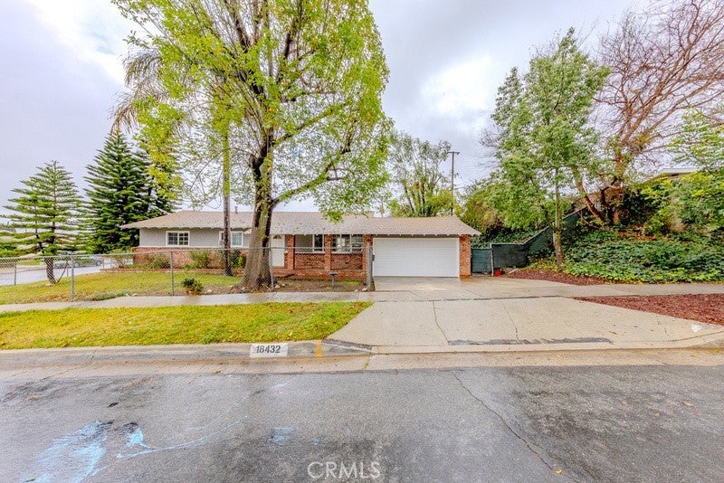 Photo of Listing #PW25027401