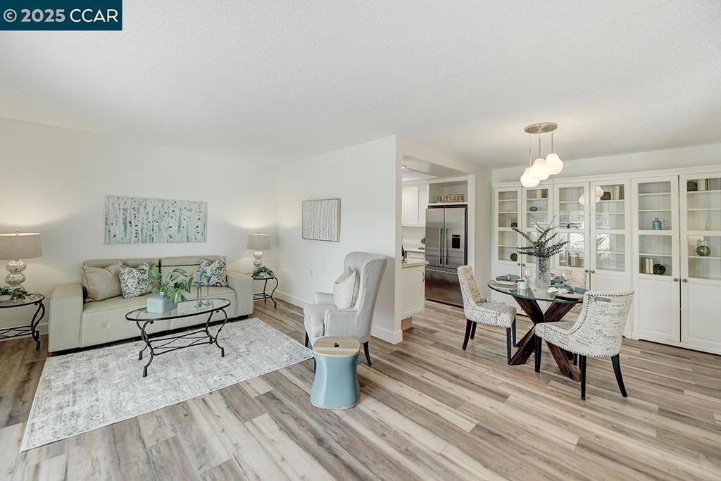 Photo of Listing #41085216