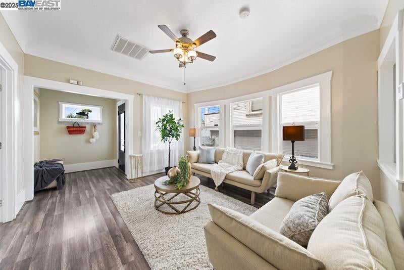 Photo of Listing #41085222