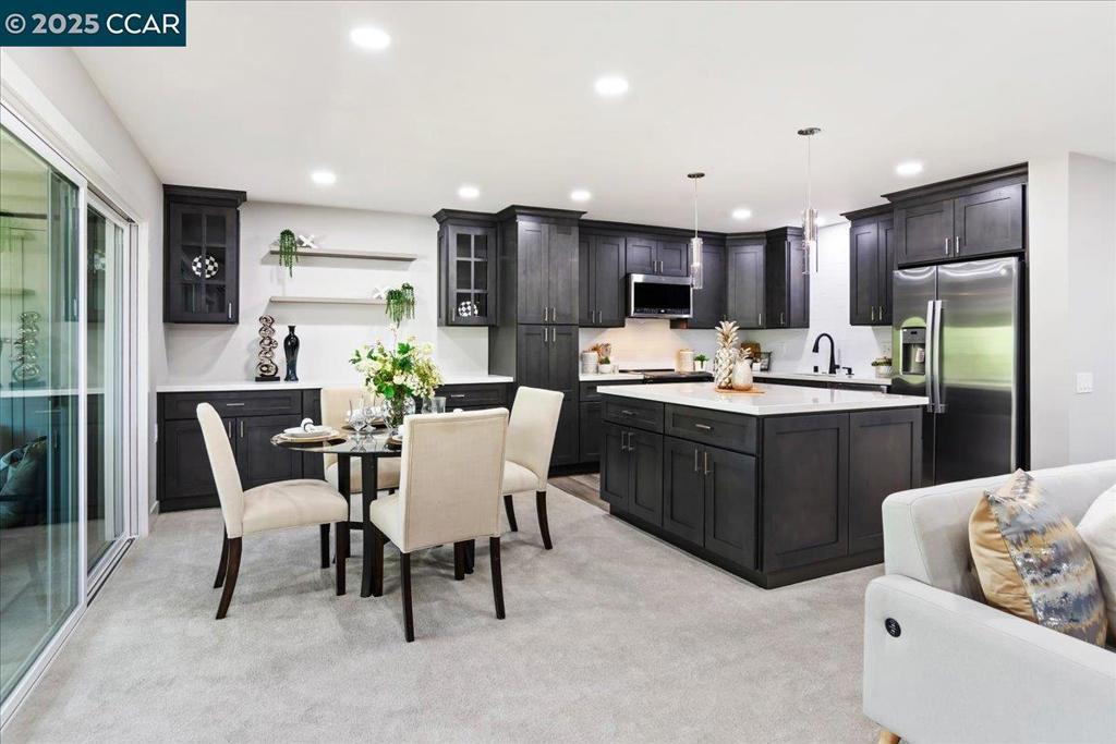 Photo of Listing #41085229