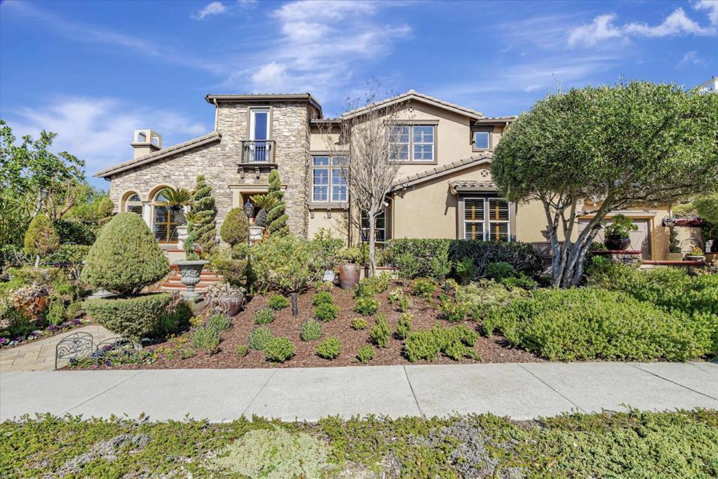 Photo of Listing #ML81990112