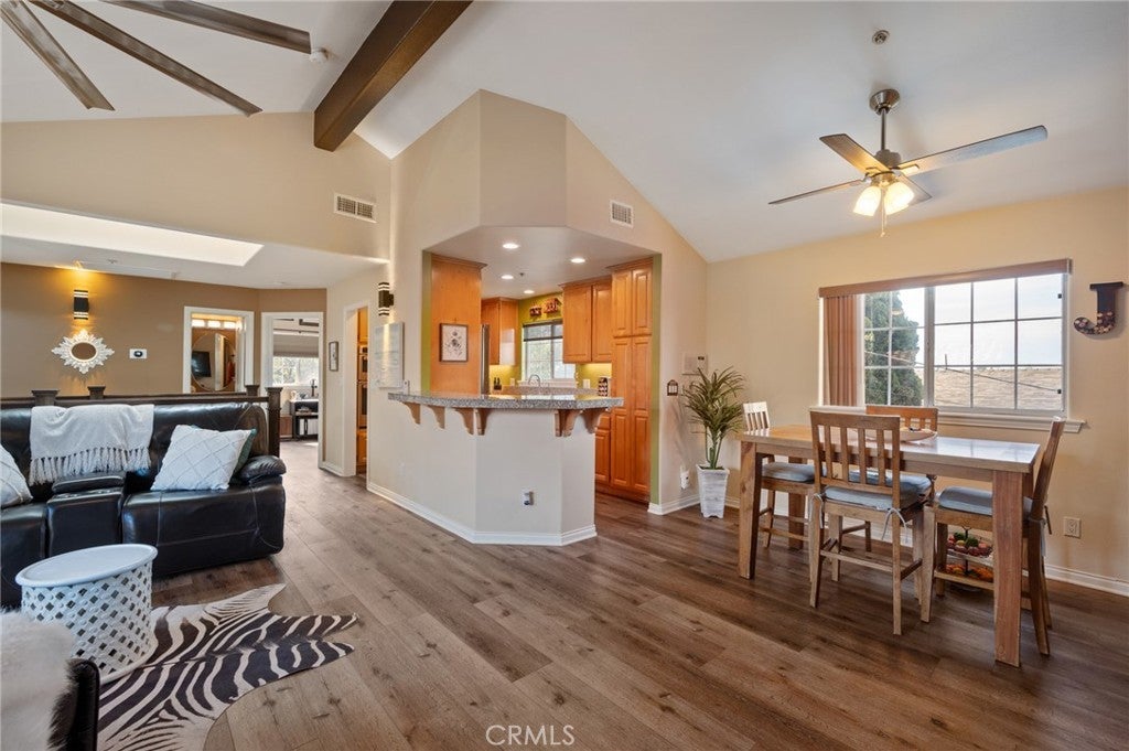 Photo of Listing #SB25029738