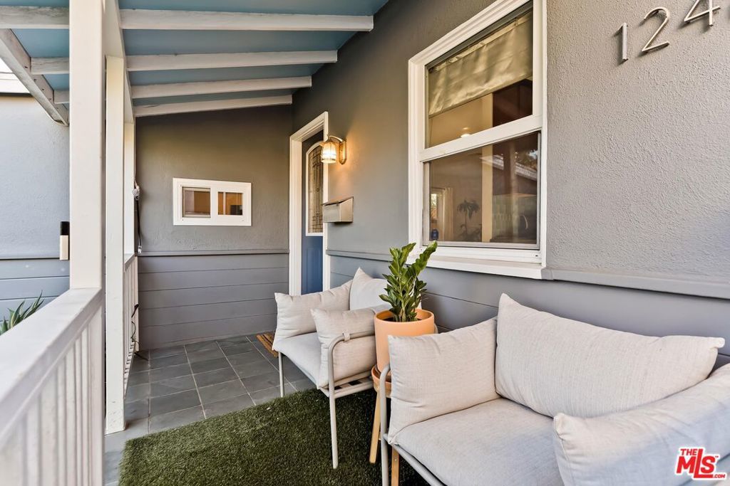 Photo of Listing #25495947