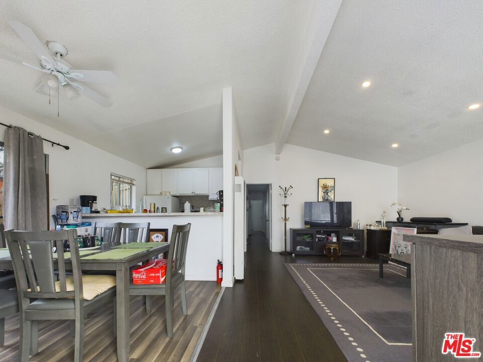 Photo of Listing #25496387