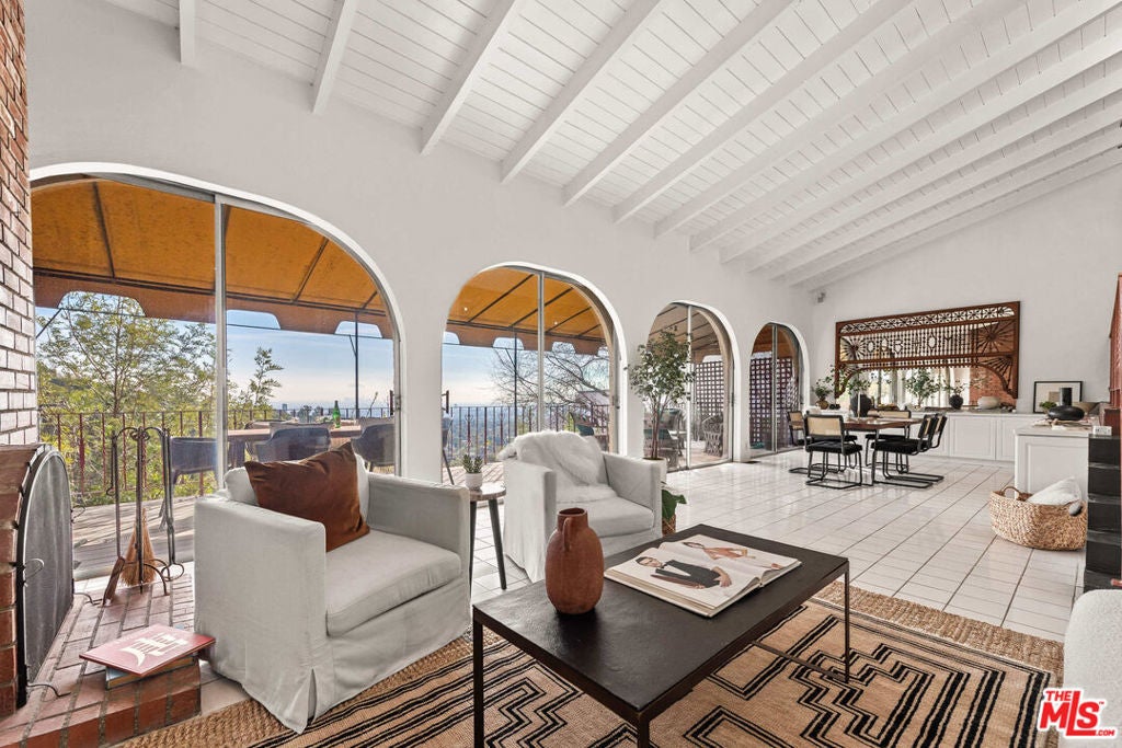 Photo of Listing #25496781