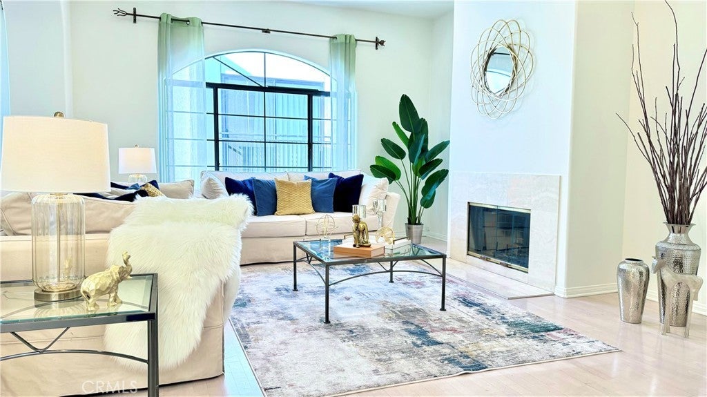 Photo of Listing #SB25027715