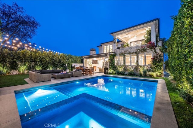 1018 9th Street, Manhattan Beach.