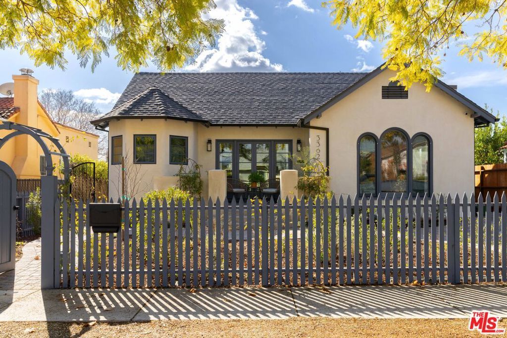 Photo of Listing #25496911