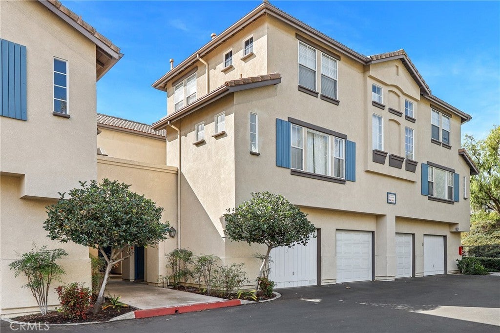 Photo of Listing #OC25029859