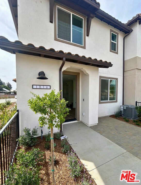 Photo of Listing #25496587