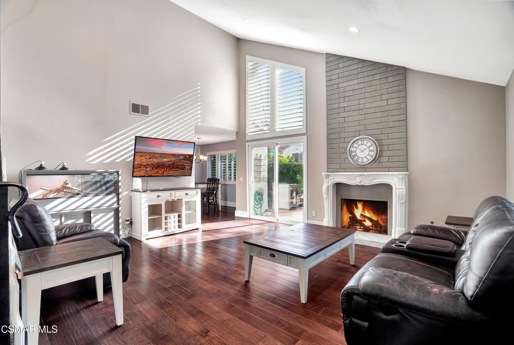 Photo of Listing #225000673