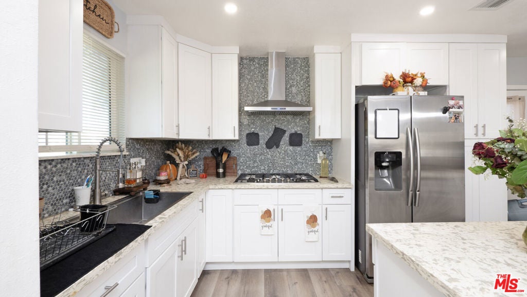 Photo of Listing #25496567