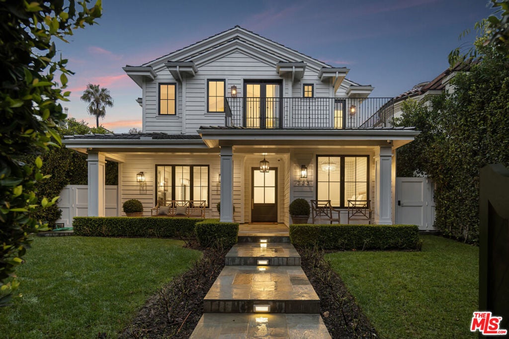 Photo of Listing #25496477