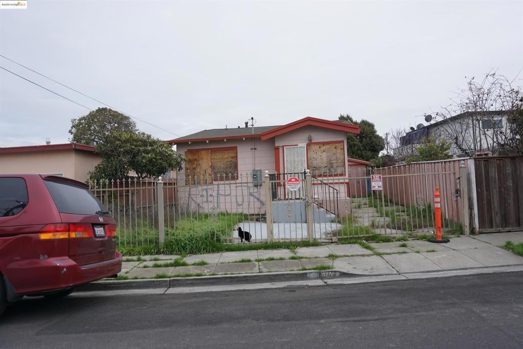 Photo of Listing #41085464