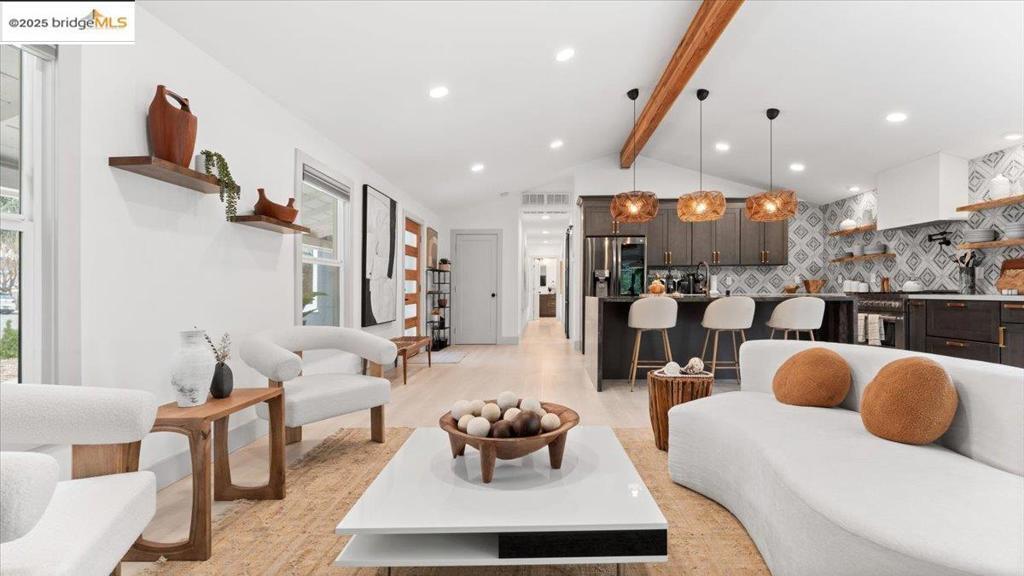 Photo of Listing #41085480