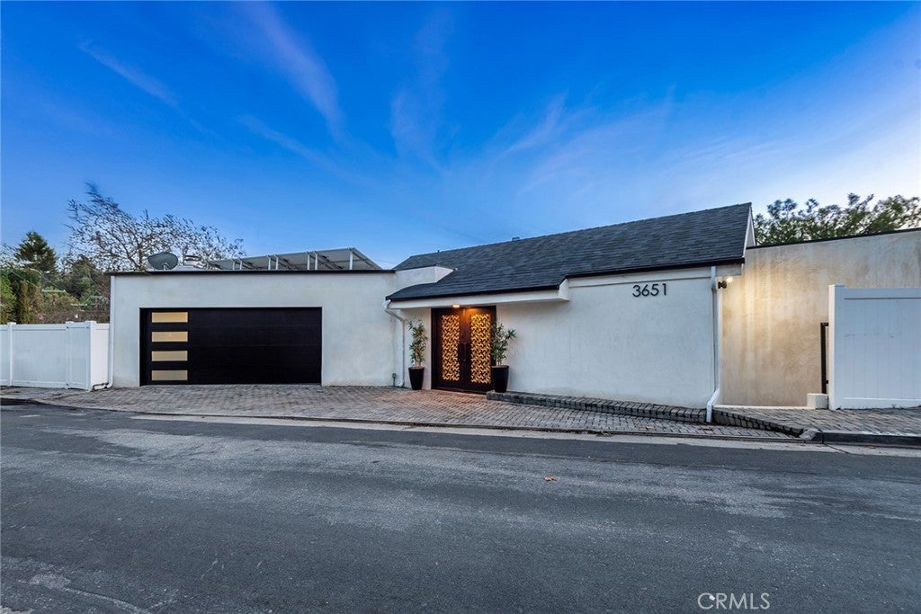 Photo of Listing #SR25031780