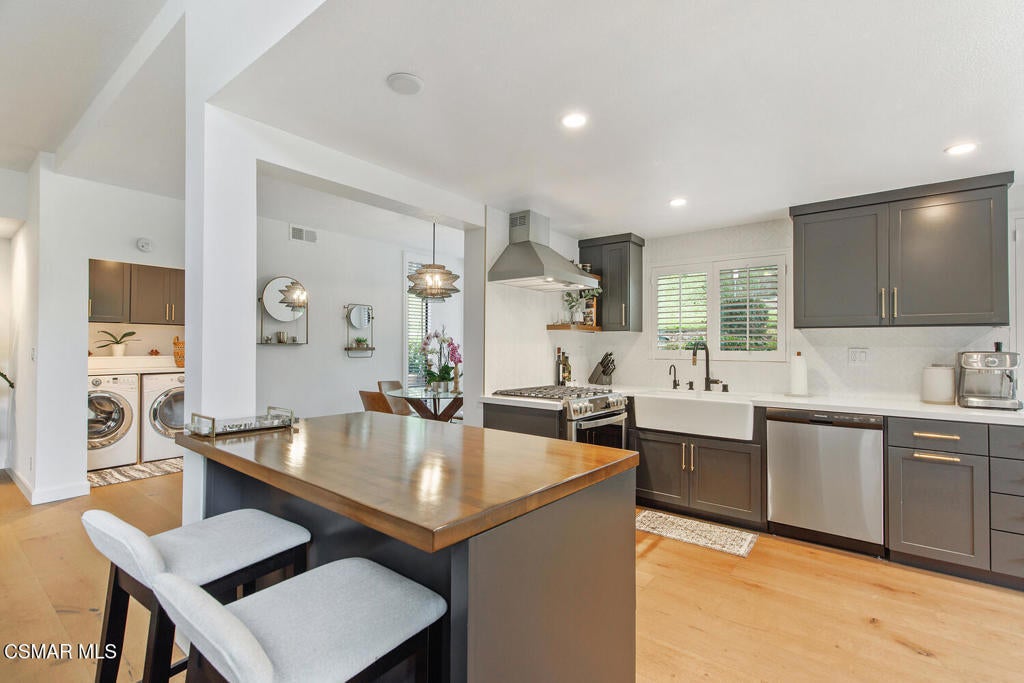 Photo of Listing #225000698