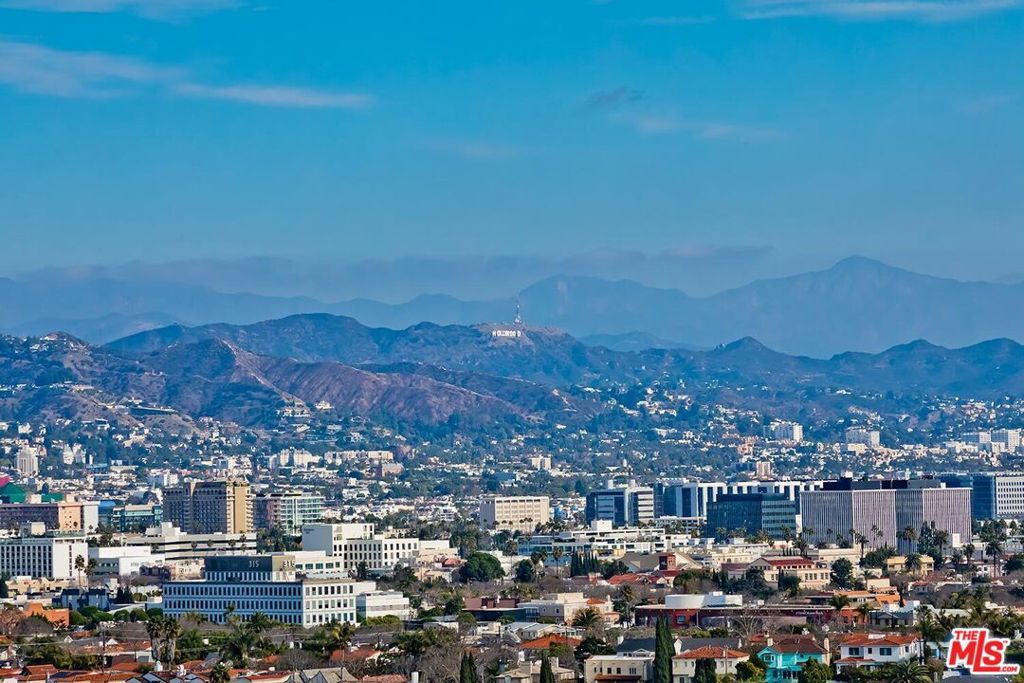 Photo of Listing #25497397