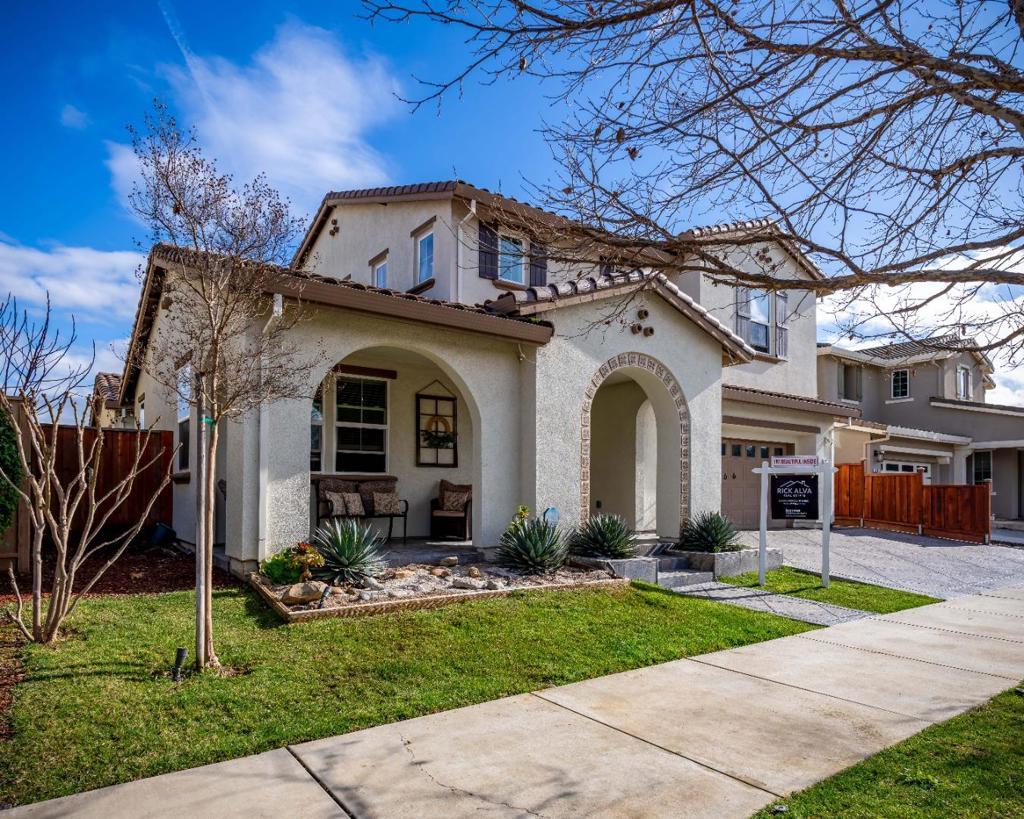 Photo of Listing #ML81993806