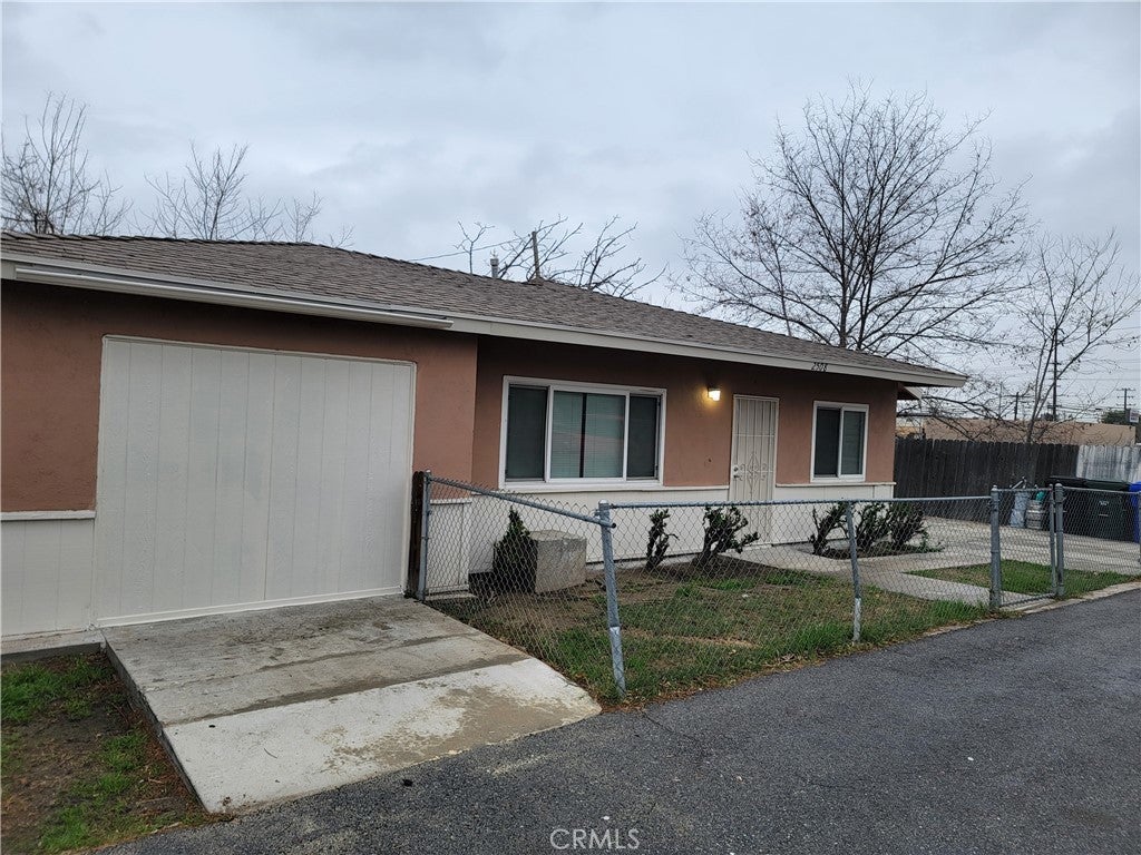 Photo of Listing #IV25032239