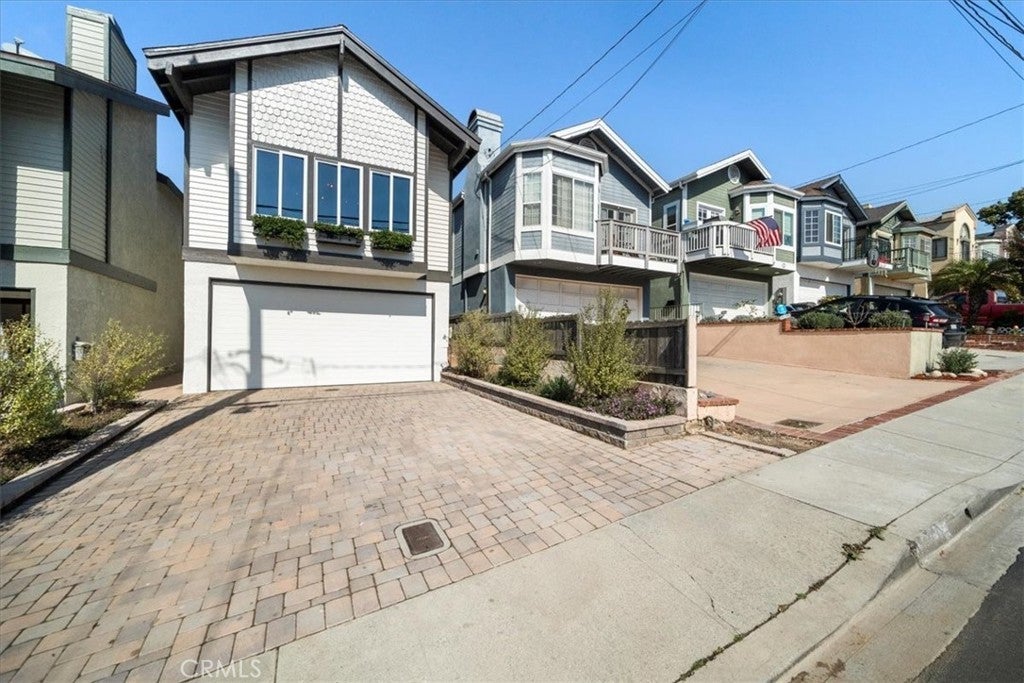 1723 Spreckels Lane
