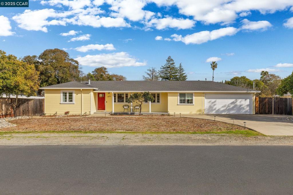 Photo of Listing #41085629