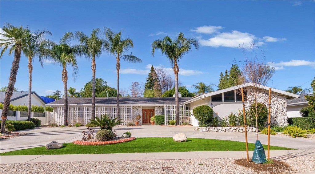 Photo of Listing #SR25029005