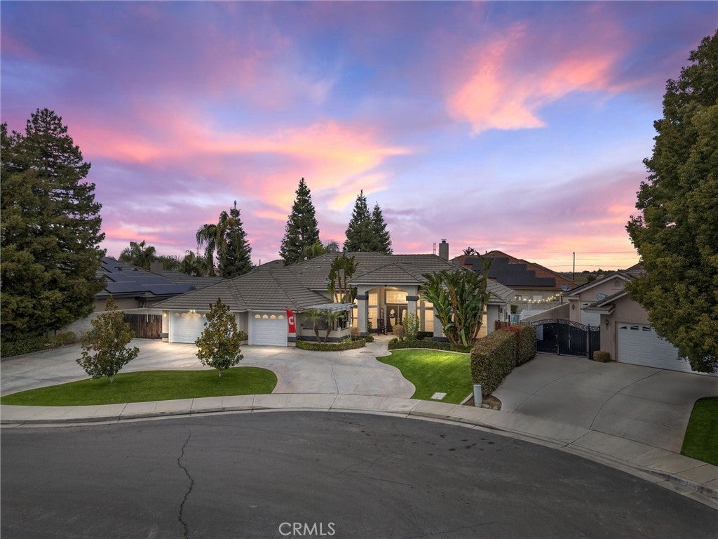 Photo of Listing #SR25032431